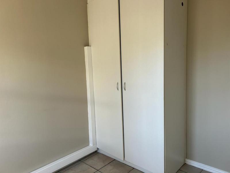 To Let 2 Bedroom Property for Rent in Vredekloof Heights Western Cape